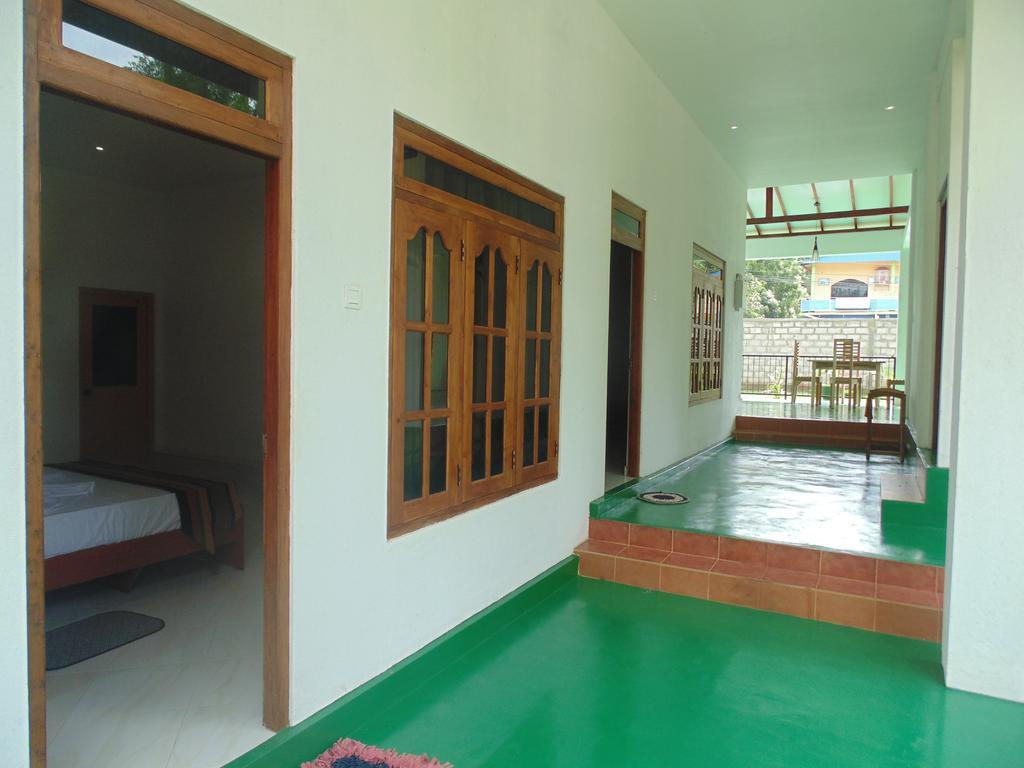 White Eagle Hotel Sigiriya Dış mekan fotoğraf
